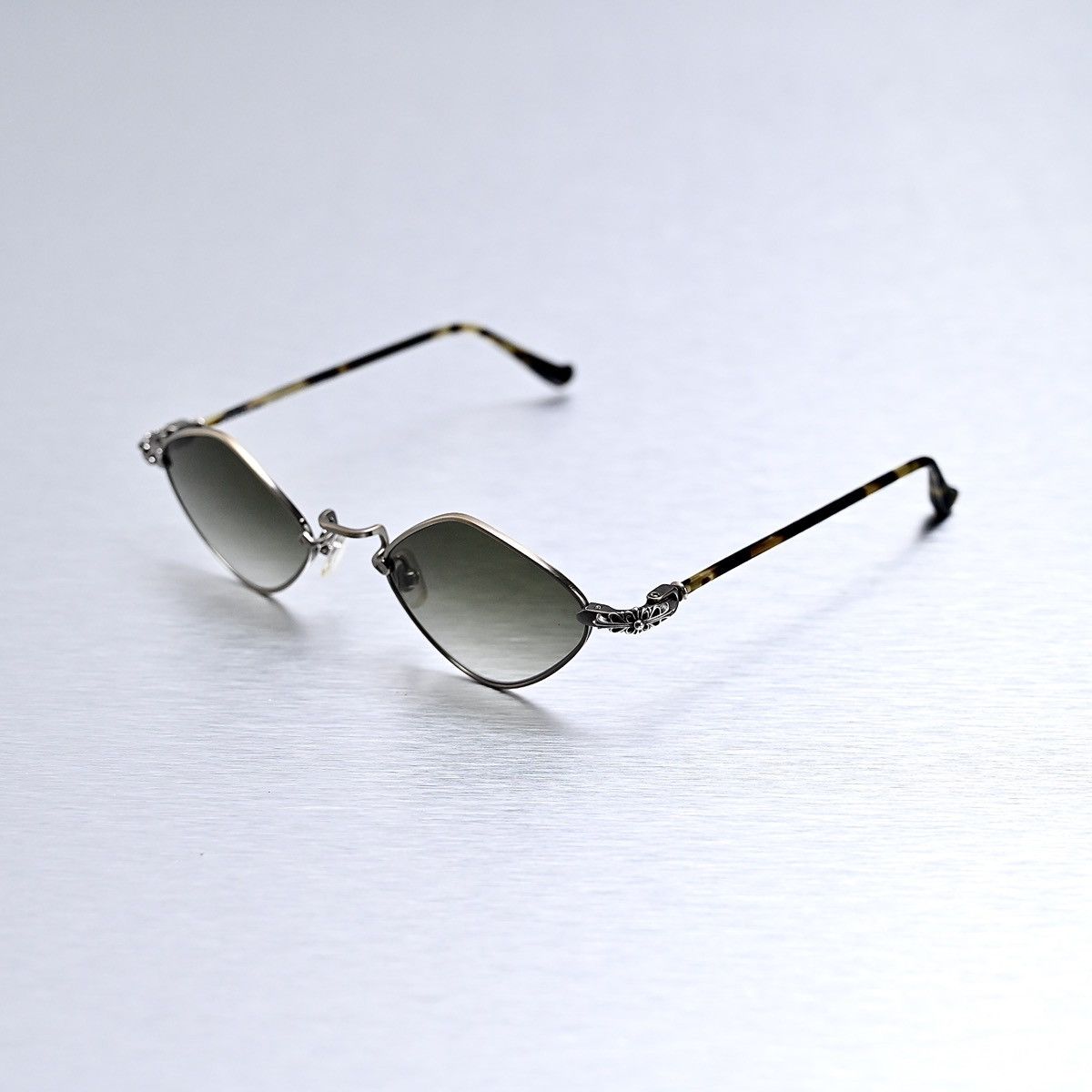 Chrome Hearts CHROME HEARTS DIAMOND DOG SUNGLASSES Size ONE SIZE - 1 Thumbnail
