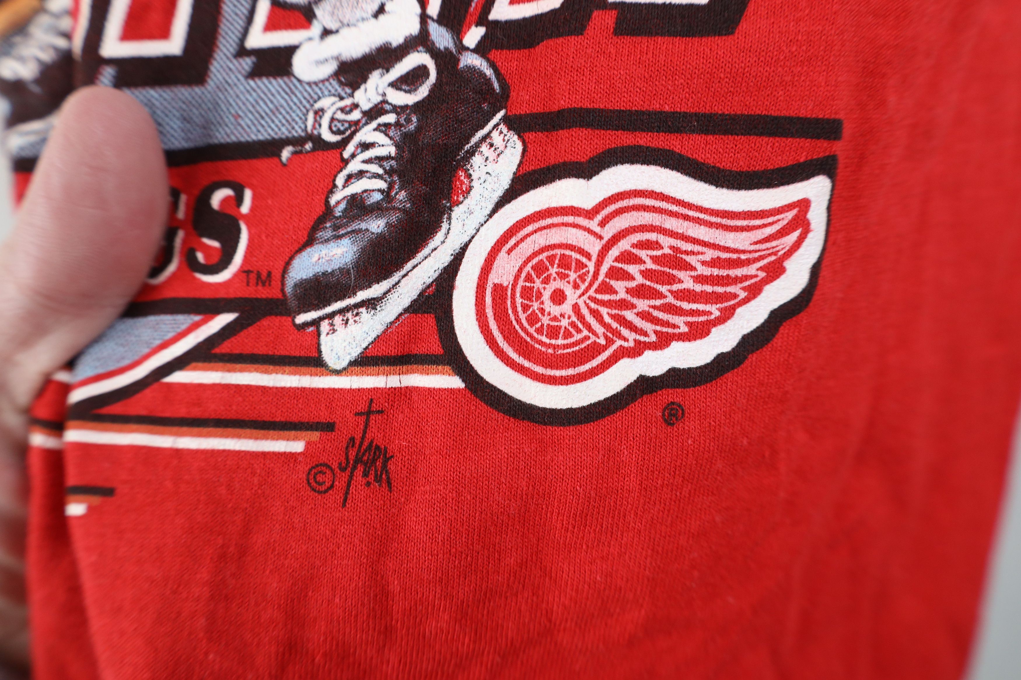 Vintage Vintage 80s Caricature Steve Yzerman Red Wings T-Shirt Size US M / EU 48-50 / 2 - 7 Thumbnail