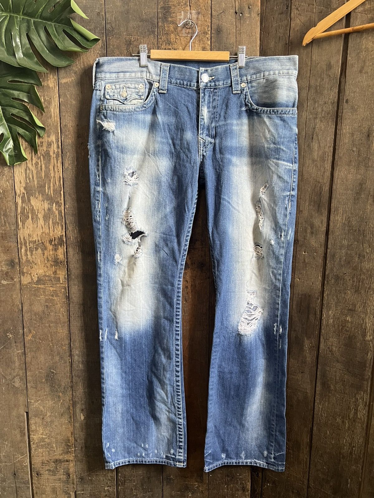 True Religion True Religion Straigt Cut Distressed Denim Jeans Size US 38 / EU 54 - 1 Thumbnail