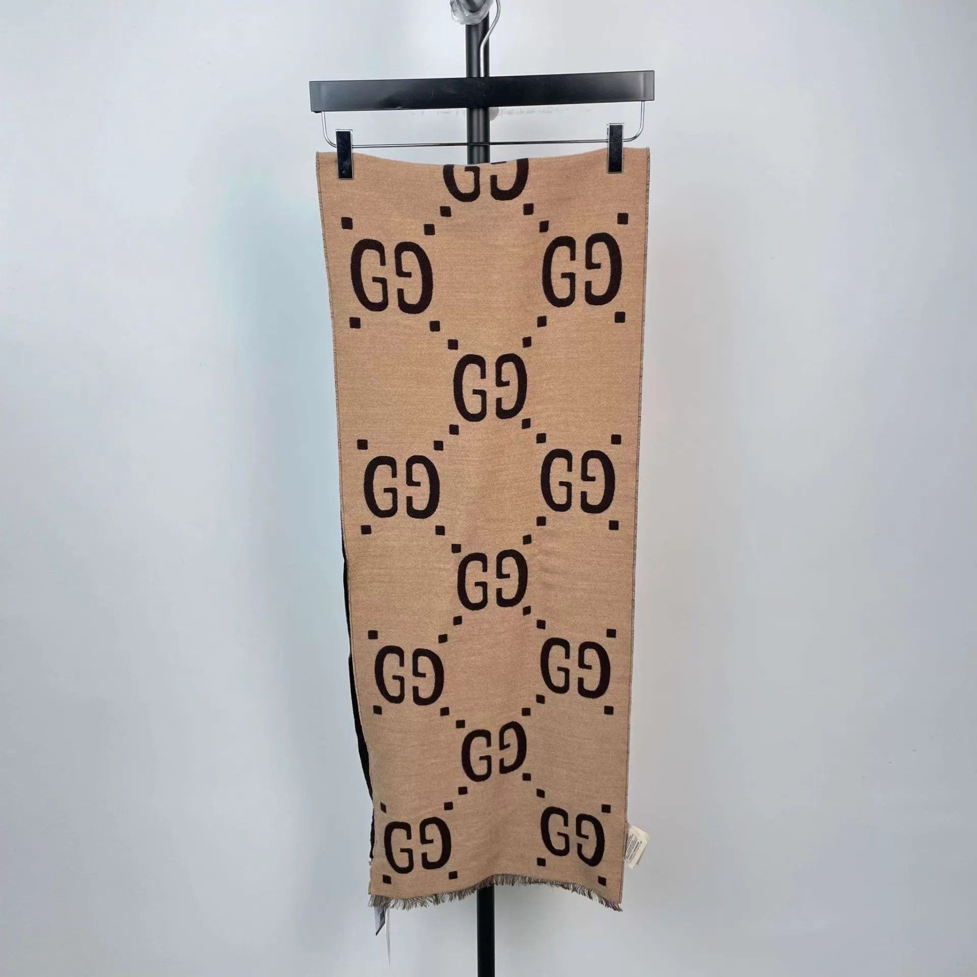 Gucci Gucci Brown Scarf Size ONE SIZE - 2 Thumbnail