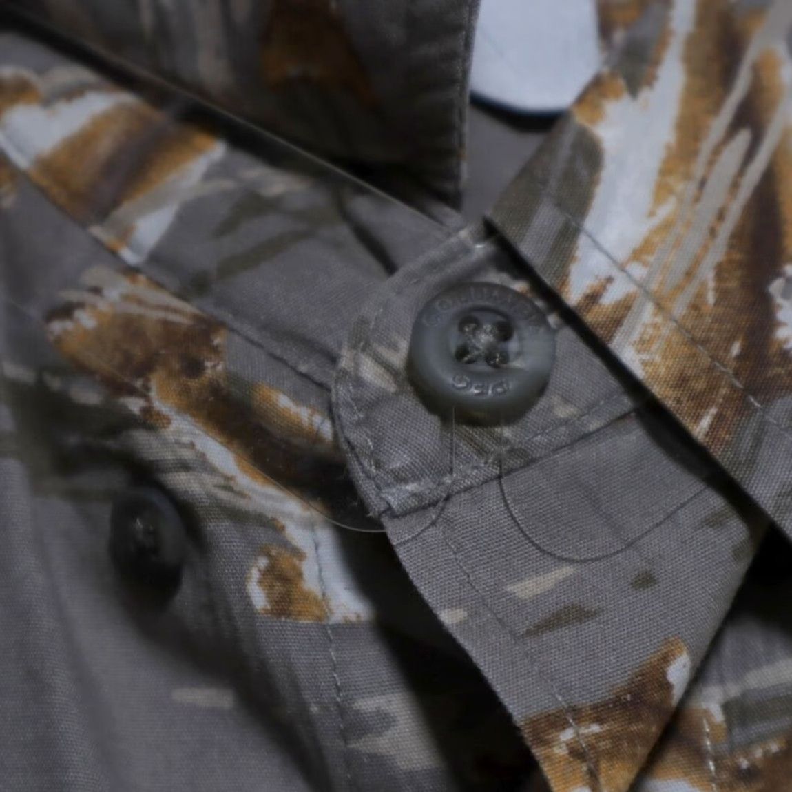 Vintage Columbia River Lodge Redfish Cotton All Over Print Shirt Brown Men's L Size US L / EU 52-54 / 3 - 7 Thumbnail