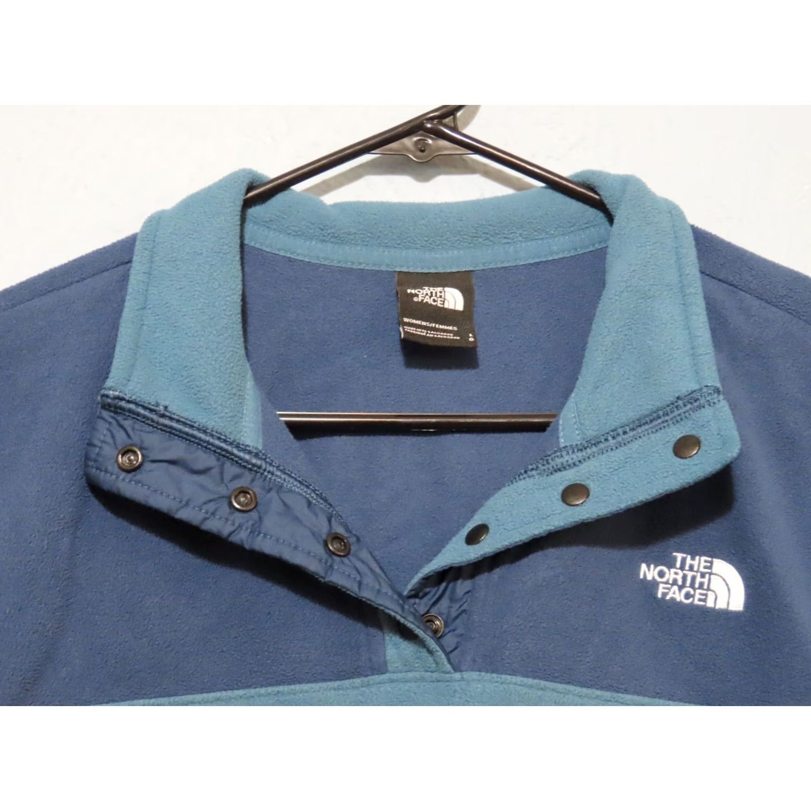The North Face The North Face Womens Pullover Sweatshirt Blue L Fleece 1/4 Snap Carbondale Size L Sweatshirt Womens Mens Girls Size L / US 10 / IT 46 - 3 Thumbnail