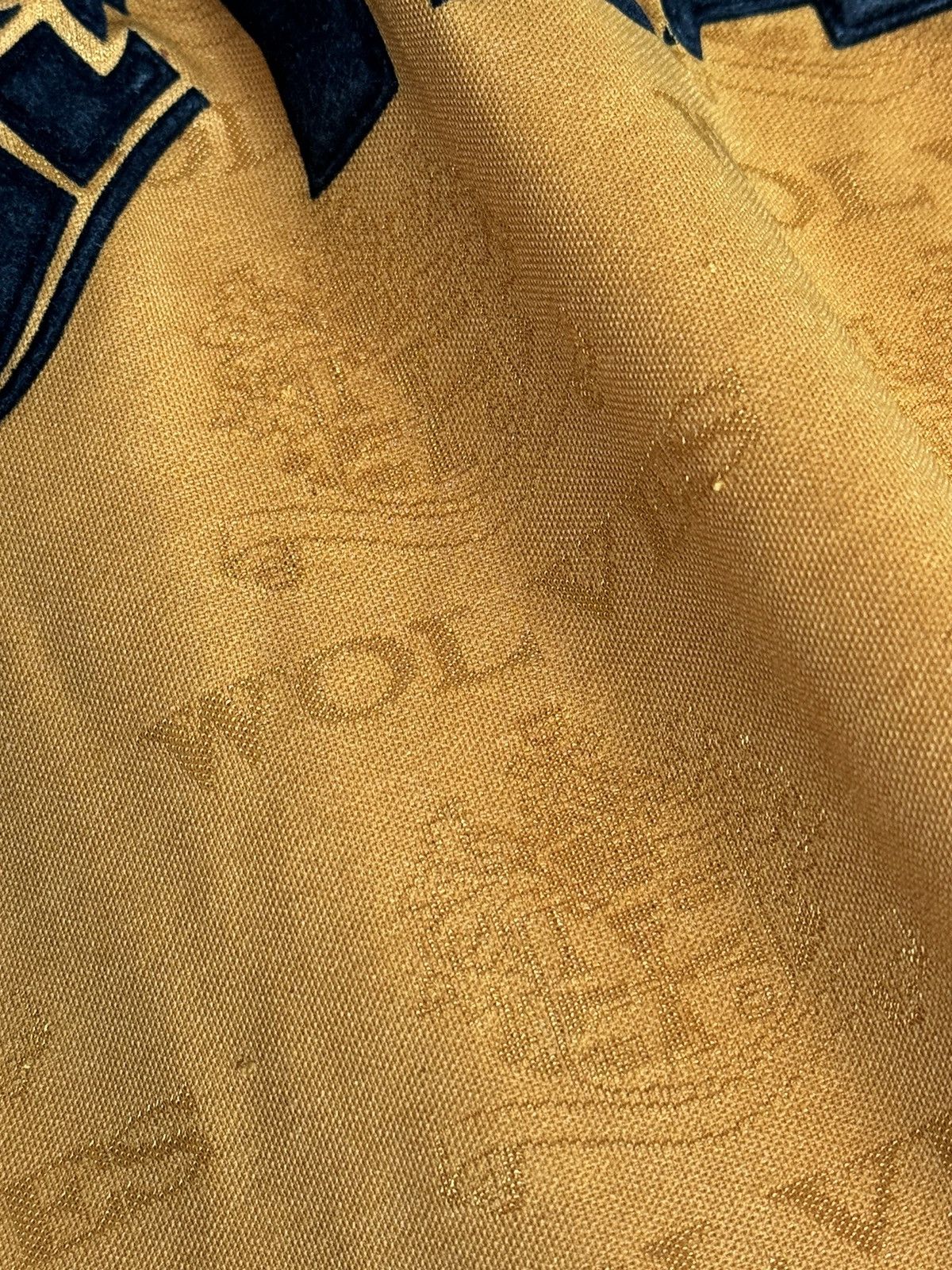 Nutmeg Wolverhampton Wanderers 95/96 Home Football Jersey Size US M / EU 48-50 / 2 - 6 Thumbnail