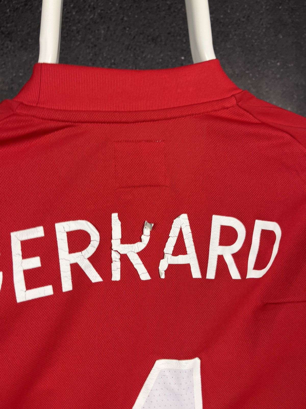 Vintage England 2010 2011 Gerrard World Cup away soccer jersey Size US M / EU 48-50 / 2 - 8 Thumbnail