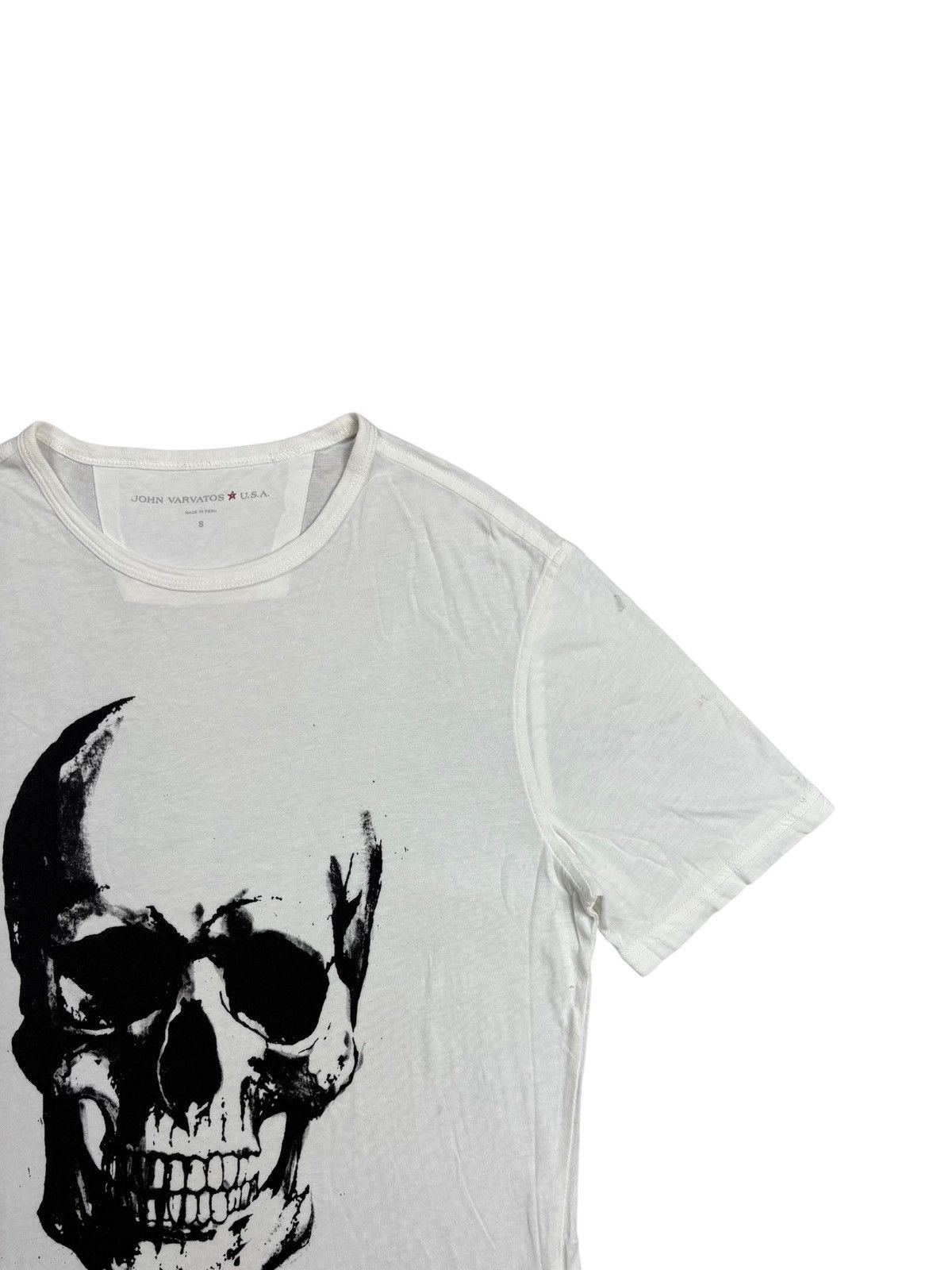 Tornado Mart Archive John Varvatos - Skull Head Tee Size US M / EU 48-50 / 2 - 4 Thumbnail