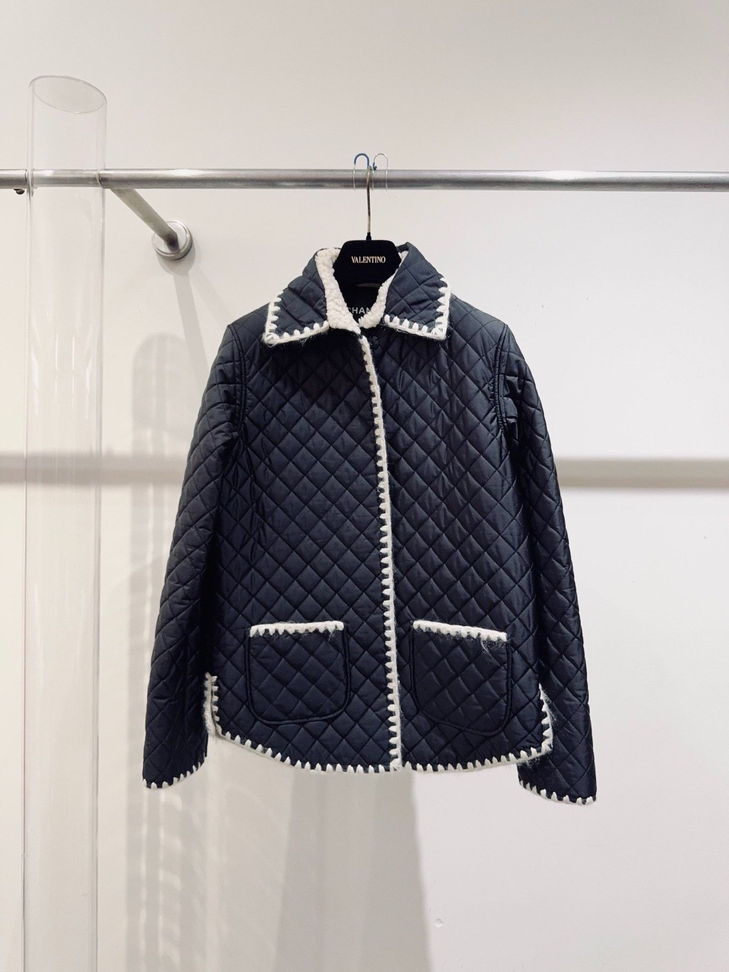 Chanel Chanel Coco Neige Quilted Coat Size XXS / US 00 / IT 34 - 1 Thumbnail