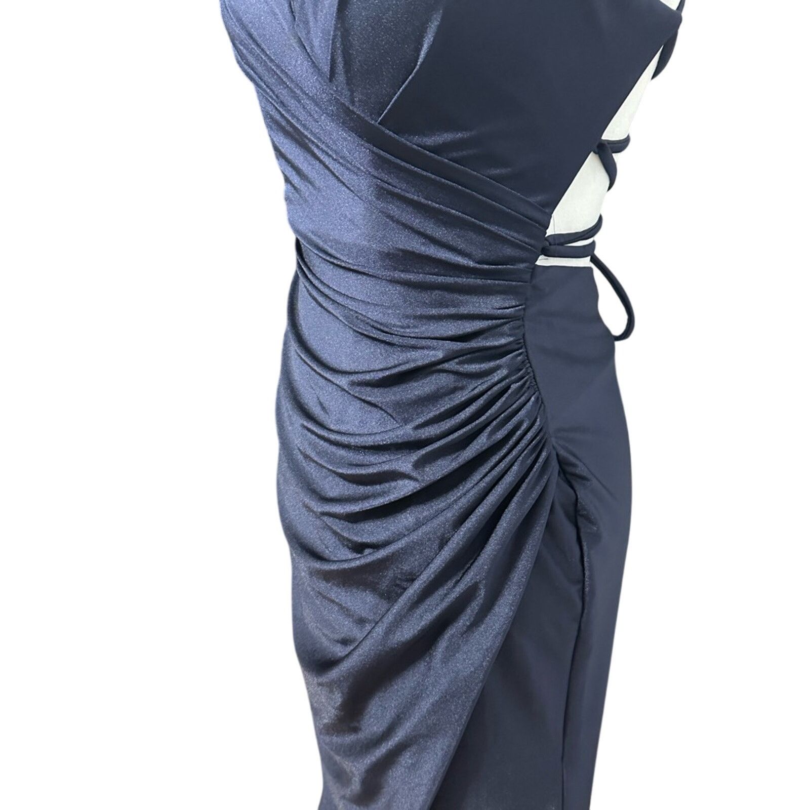 Other La Femme Ruched Maxi Mermaid Gown Lace-Up Thin Straps 2 NWT Size XS / US 0-2 / IT 36-38 - 4 Thumbnail