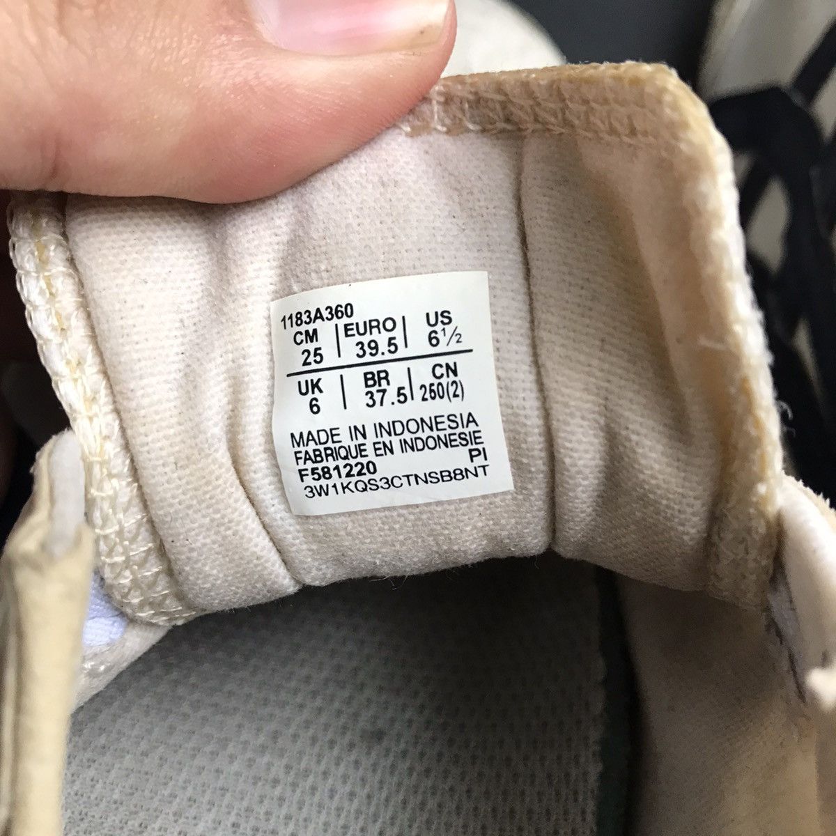 Japanese Brand × Onitsuka Tiger Onitsuka Tiger mexico 66 Slip On White Canvas with navy blue Size US 6 / EU 39 - 11 Thumbnail