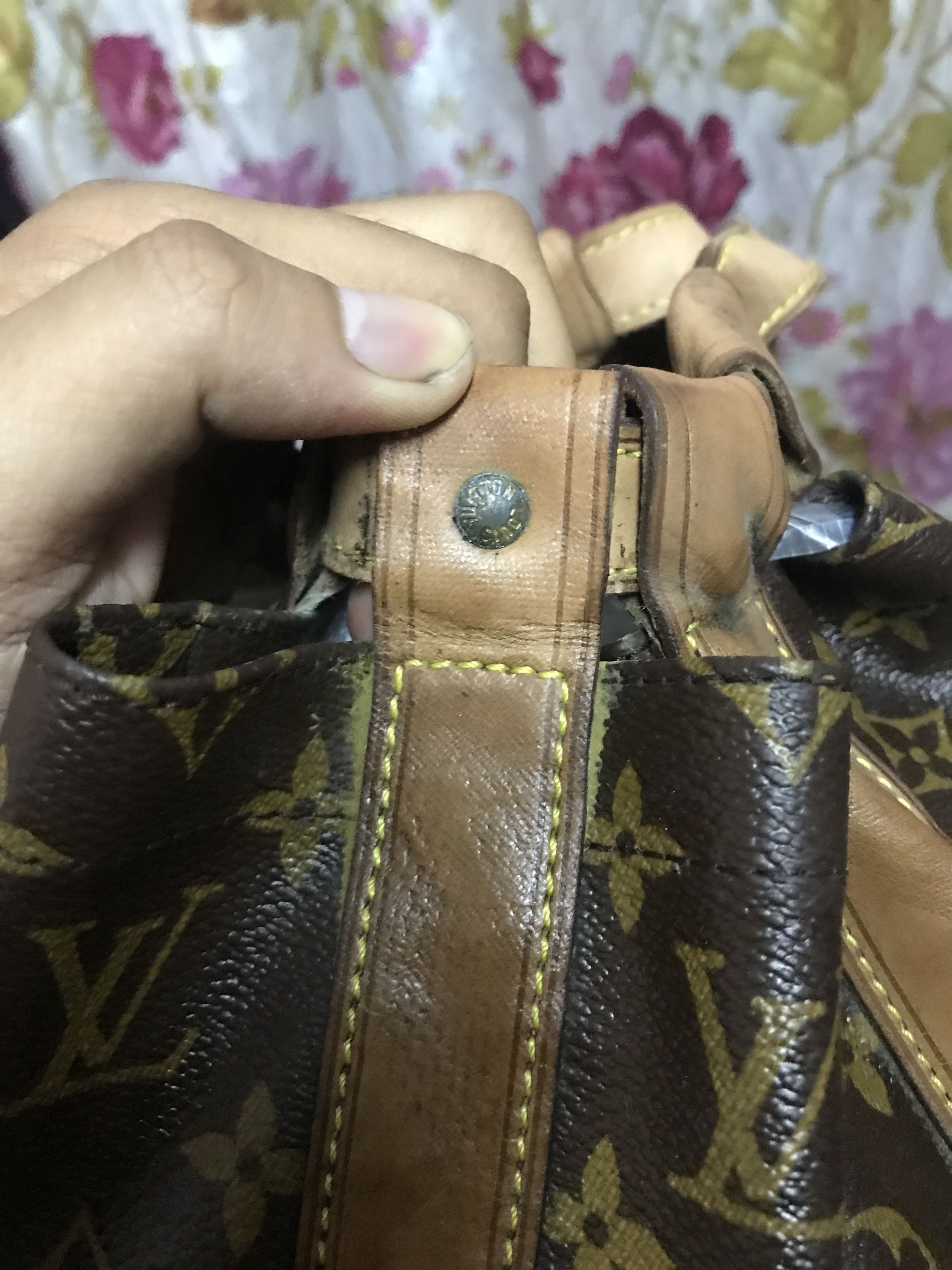 Louis Vuitton Authentic Louis Vuitton Randonnee Size ONE SIZE - 9 Thumbnail