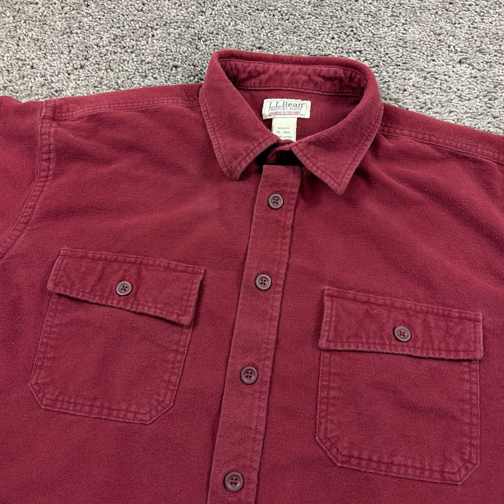 Vintage LL Bean Shirt Mens XL Red Chamois Cloth Long Sleeve Traditional Outdoors Flannel Button-Up Pockets Size US XL / EU 56 / 4 - 2 Thumbnail