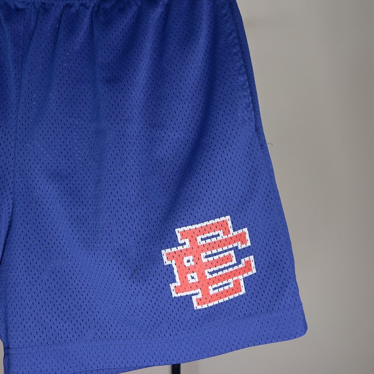 Eric Emanuel ERIC EMANUEL SHORT ROYAL BLUE/ RED Size US 34 / EU 50 - 4 Thumbnail