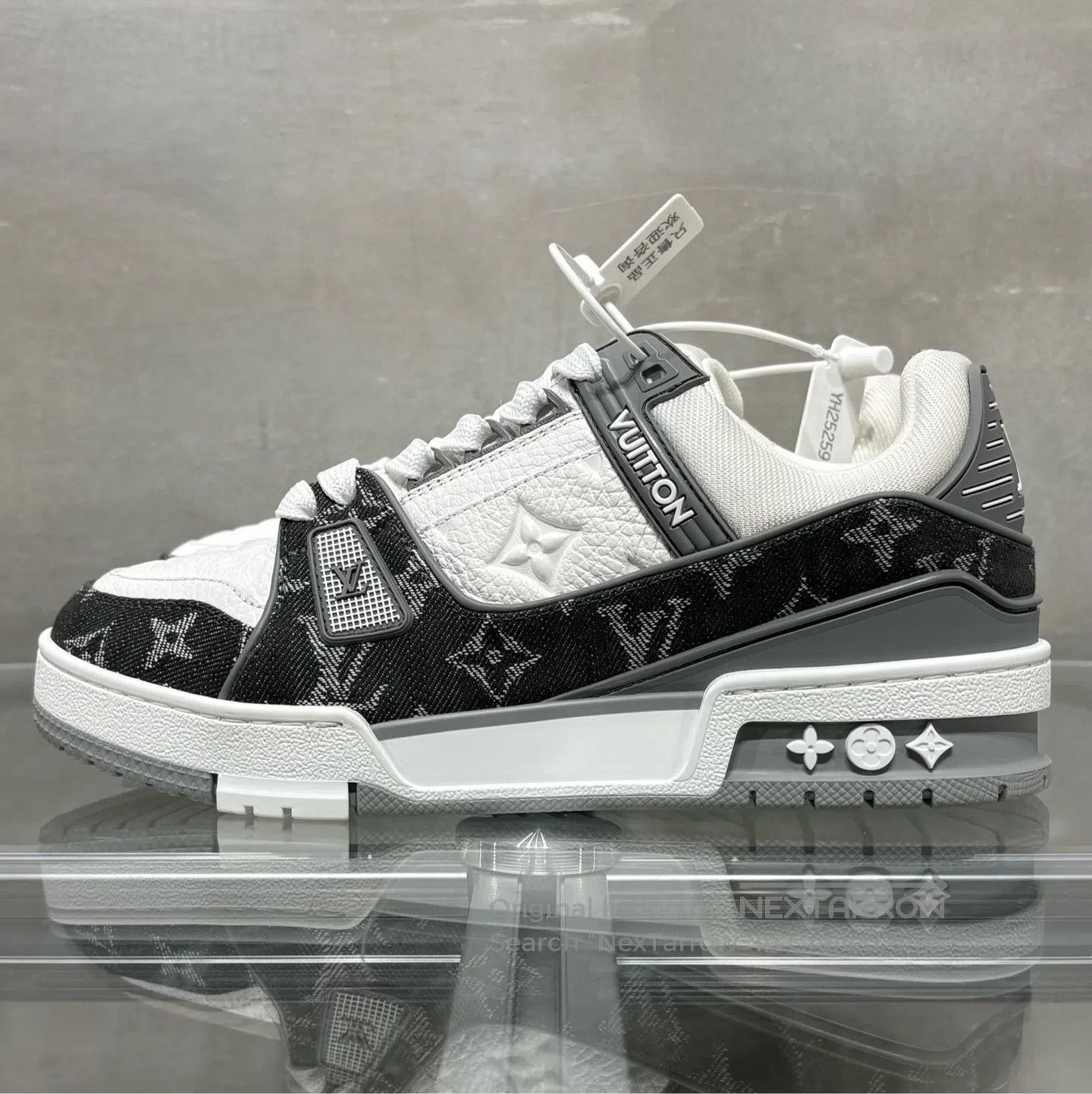 Louis Vuitton Louis Vuitton Trainer Gray and White Jeans shoes Size US 7 / IT 37 - 3 Thumbnail