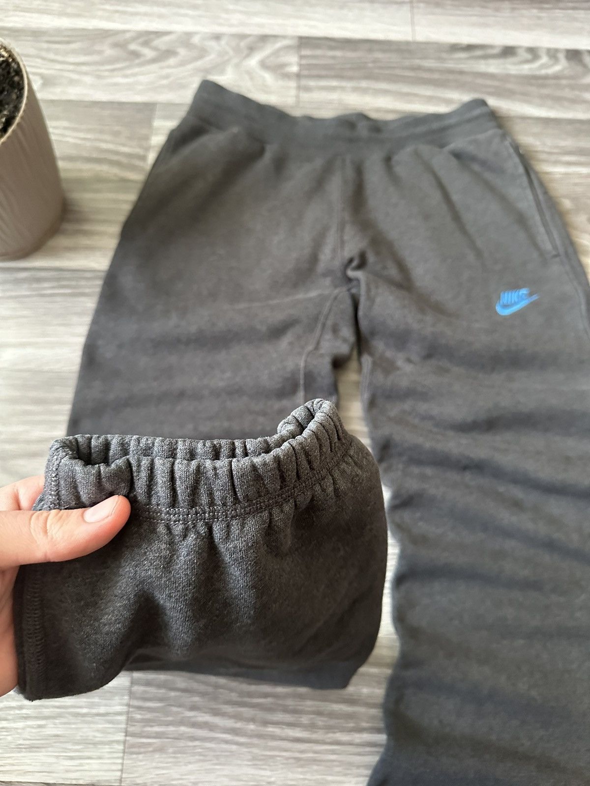 Nike Nike Grey Baggy Jogger Sweatpants y2k Small Swoosh size M Size US 32 / EU 48 - 5 Thumbnail
