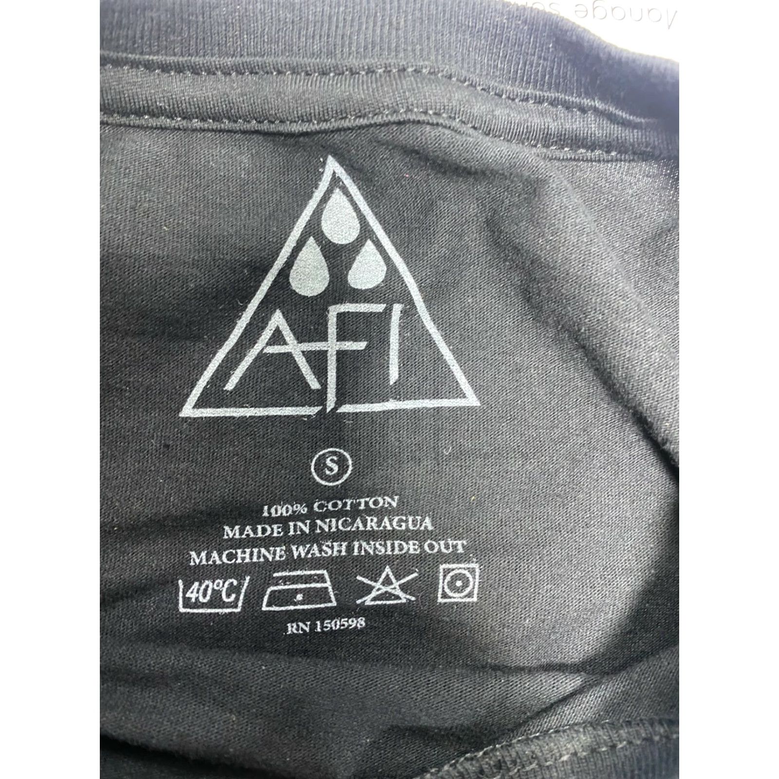 Triangl VINTAGE AFI Blood Album Triangle T-Shirt Black Unisex Adult S Long Sleeve Official Merchandise 2017 Band Size US S / EU 44-46 / 1 - 2 Thumbnail