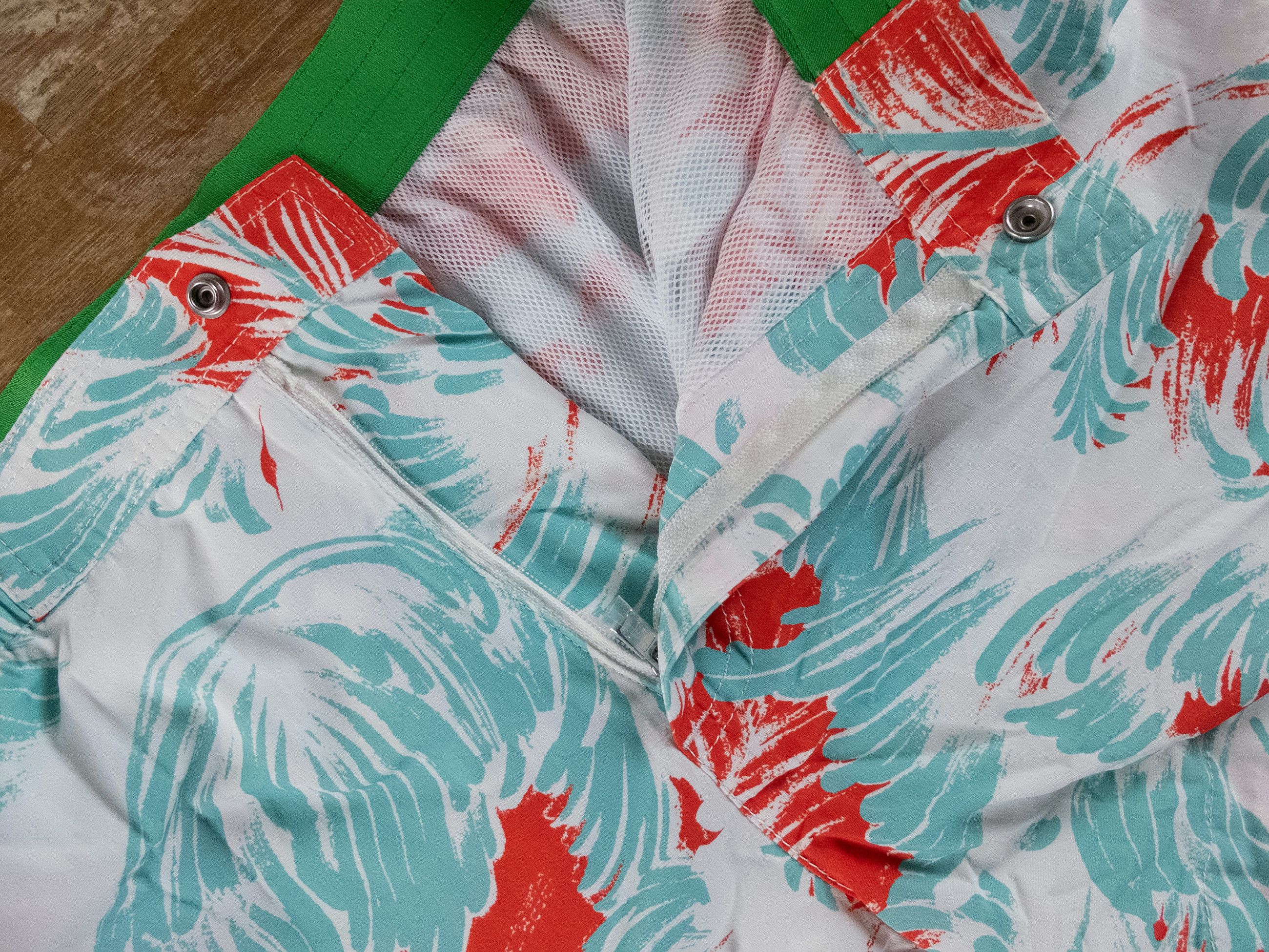 Bottega Veneta BOTTEGA VENETA white feather print nylon swim shorts Medium Size US 32 / EU 48 - 7 Thumbnail