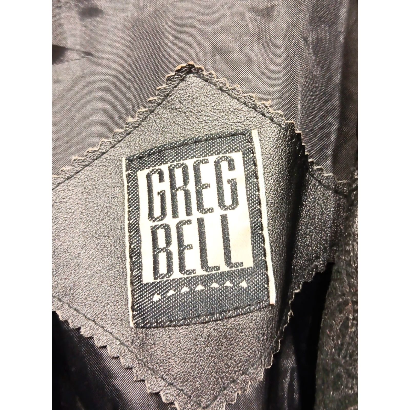 Bell VINTAGE Greg Bell Women's Leather Trench Coat M Black Paisley Leather 80s-90s Coat Womens 44" Chest 46" Hem Black Size M / US 6-8 / IT 42-44 - 3 Thumbnail