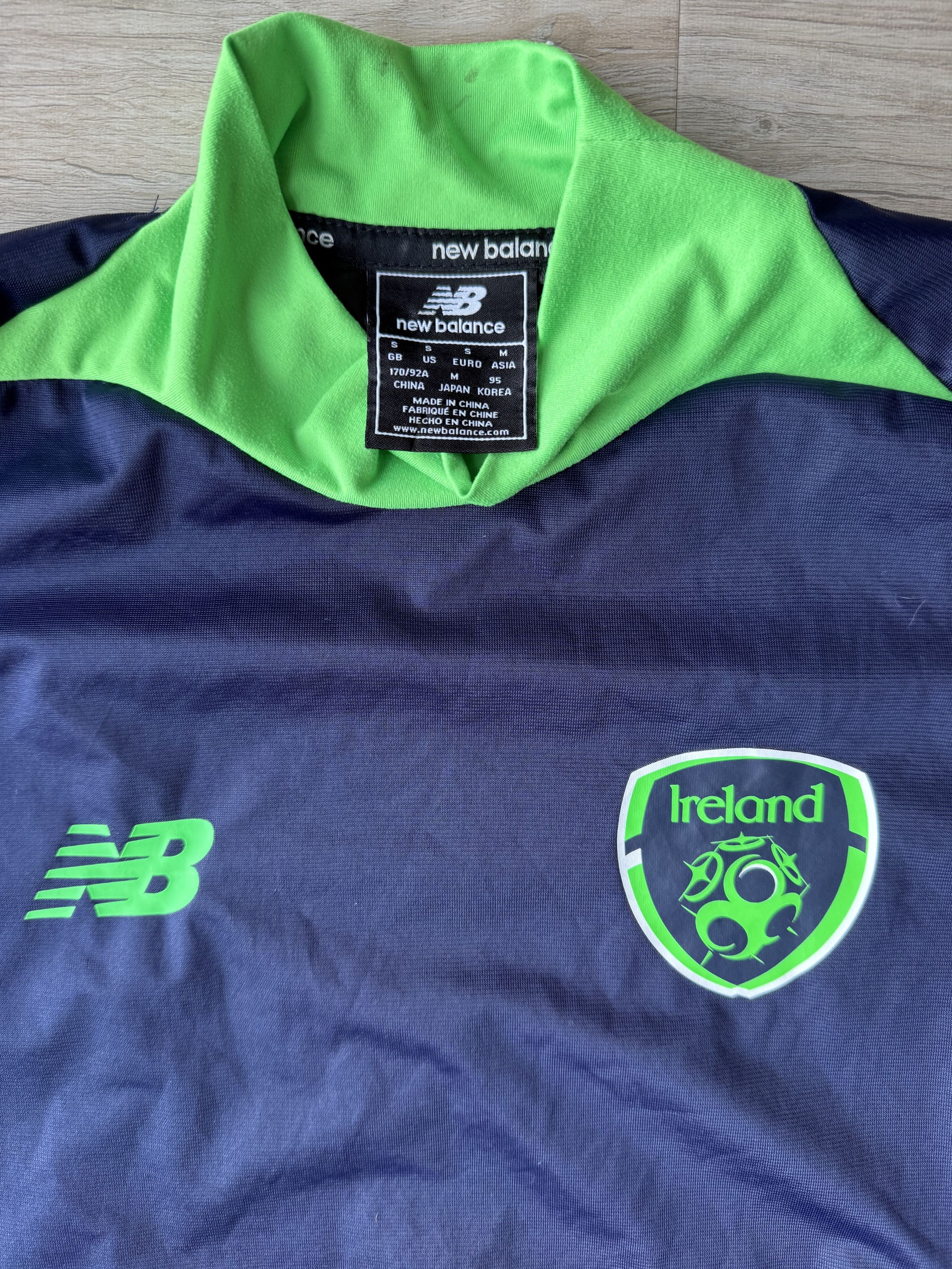 New Balance Ireland Football Shirt Soccer Jersey Size US S / EU 44-46 / 1 - 5 Thumbnail