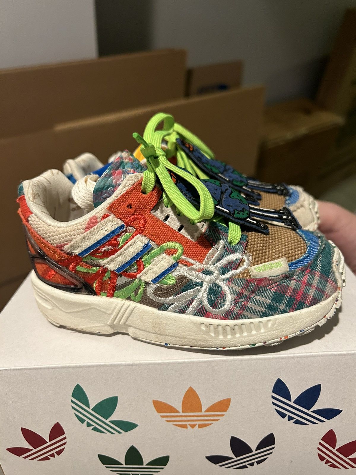Adidas × Round Two Adidas x Sean Wortherspoon ZX 8000 Superearth toddler Size US 8 / EU 41 - 2 Thumbnail
