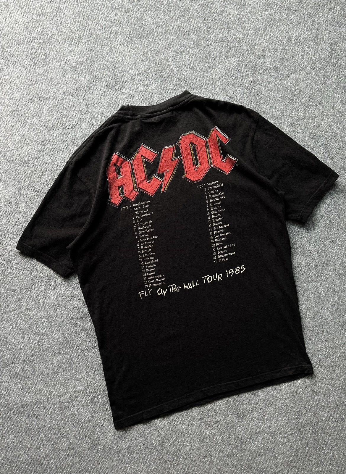 AC/DC × Band Tees × Vintage Vintage T-shirt AC/DC fly on the wall 1985 Size US S / EU 44-46 / 1 - 2 Thumbnail