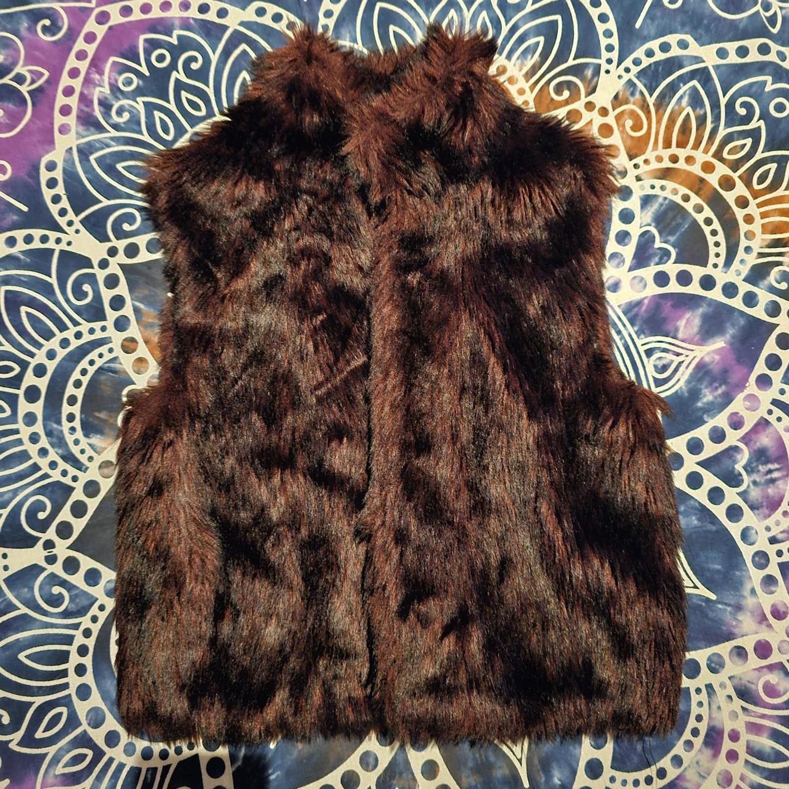 Designer Women's Burgundy Faux Fur Vest Size S / US 4 / IT 40 - 1 Thumbnail