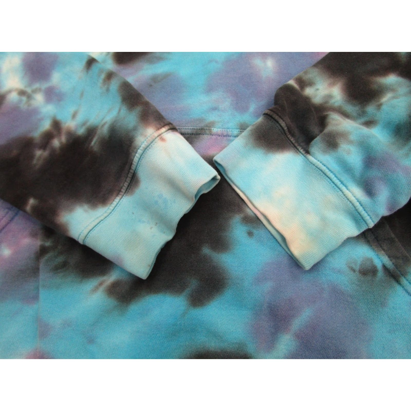 RVCA RVCA Hoodie Mens Large Blue Tie Dye Pullover Surfer Skater Grunge Graphic Print Logo All Seasons Hooded Pockets Mens Regular XS? Wait Size US L / EU 52-54 / 3 - 4 Thumbnail