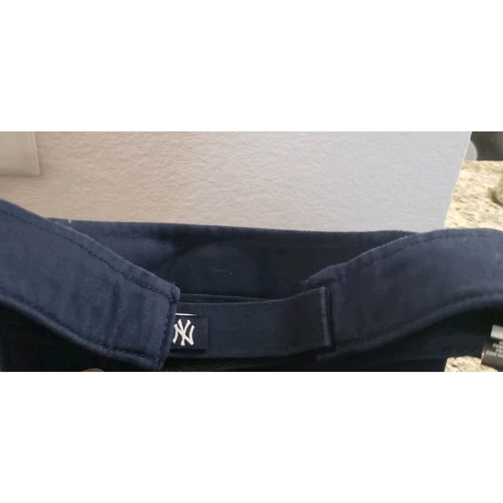 New Era New York Yankees Hat Cap Visor Strapback Navy MLB 47 Brand Size ONE SIZE - 3 Thumbnail