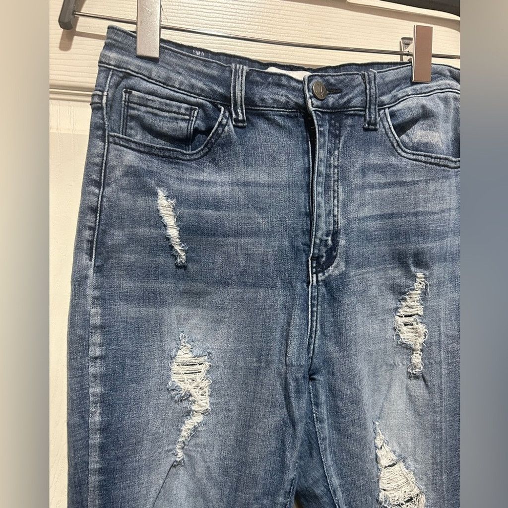 Kancan USA Kancan distressed skinny jeans #Distressed#chic #SkinnyJeans Size 28" / US 6 / IT 42 - 1 Thumbnail