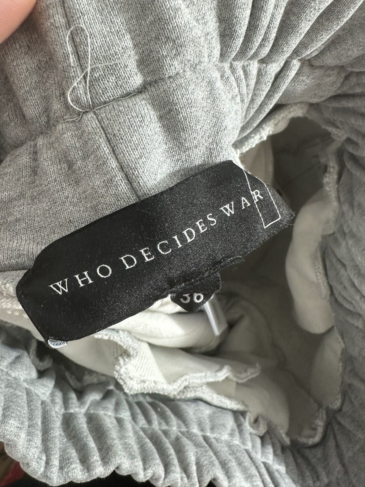 Who Decides War WHO DECIDES WAR CASUAL Size US 36 / EU 52 - 7 Thumbnail