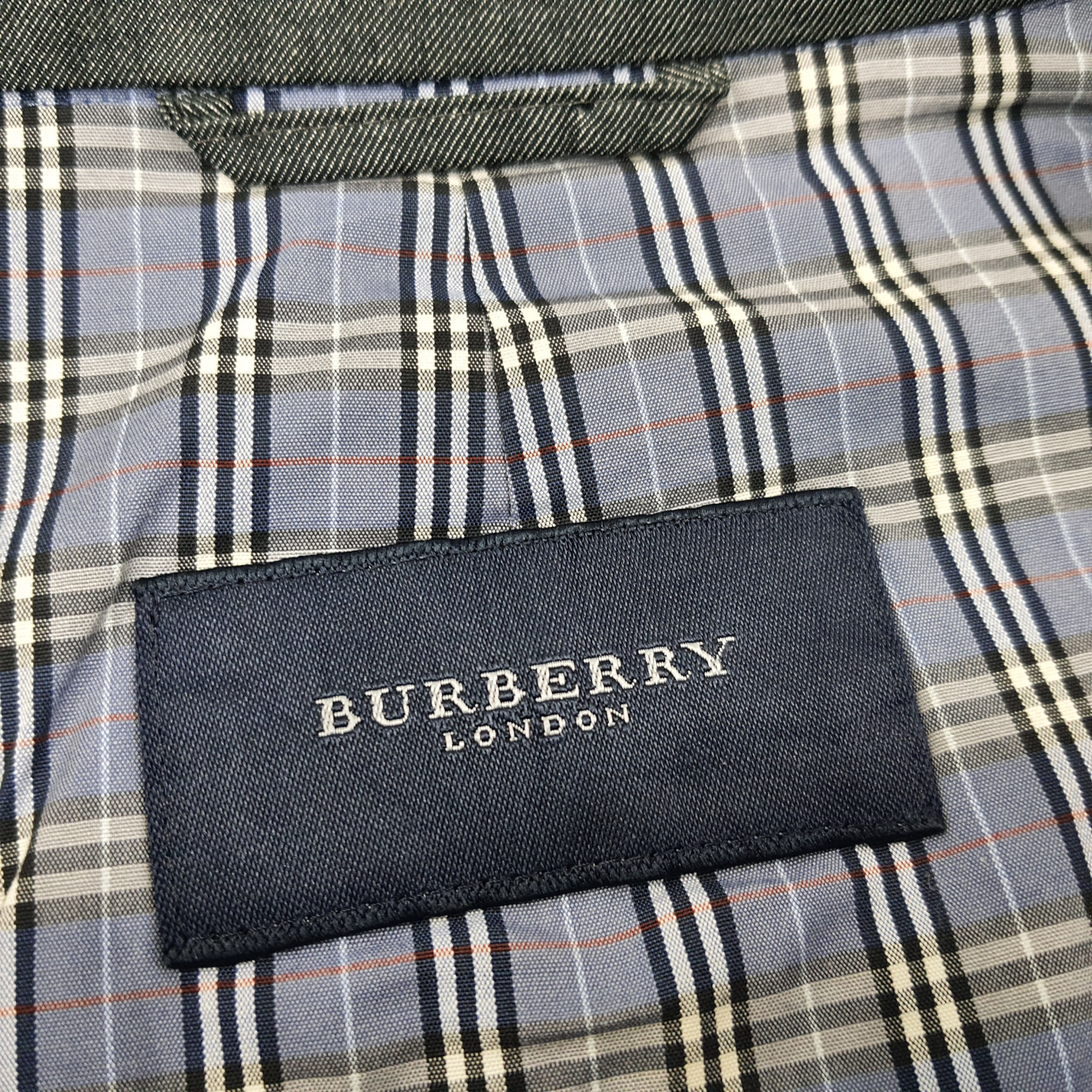 Burberry × Vintage Vintage Burberry London Designer Zipper Jacket C222N17 Size US L / EU 52-54 / 3 - 6 Thumbnail