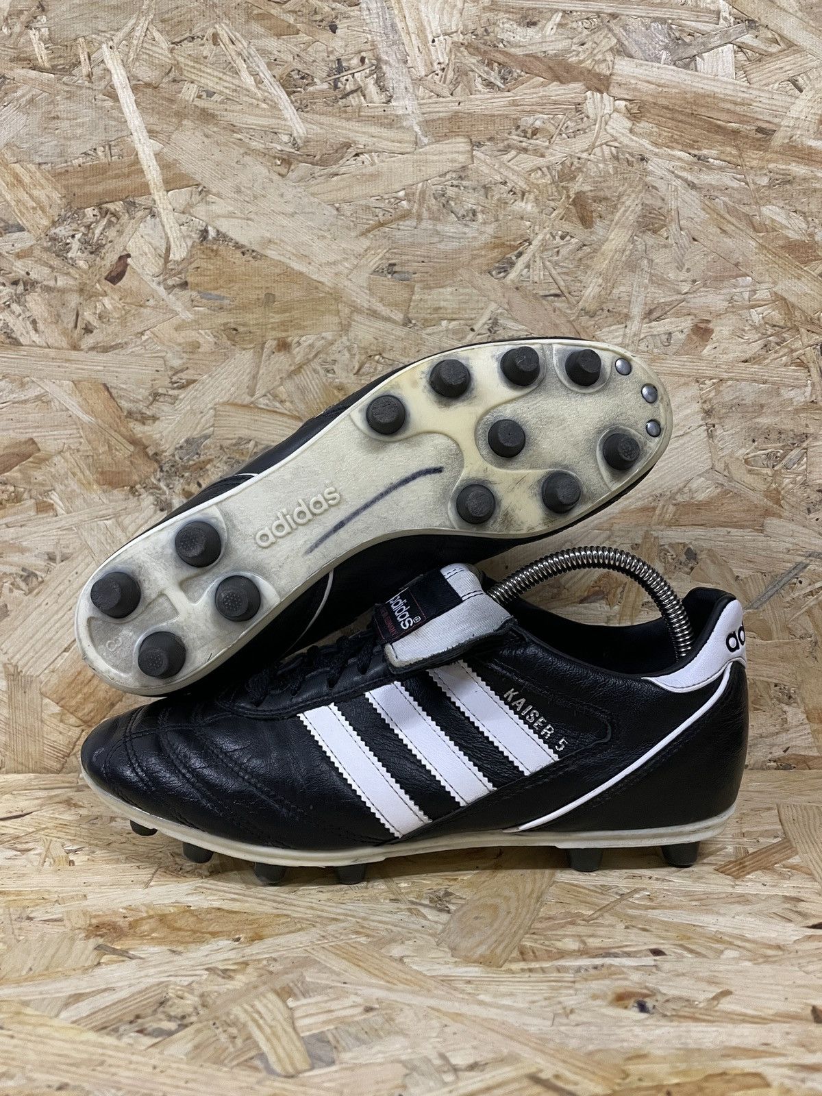 Deals Adidas Copa Mundial size 8.5