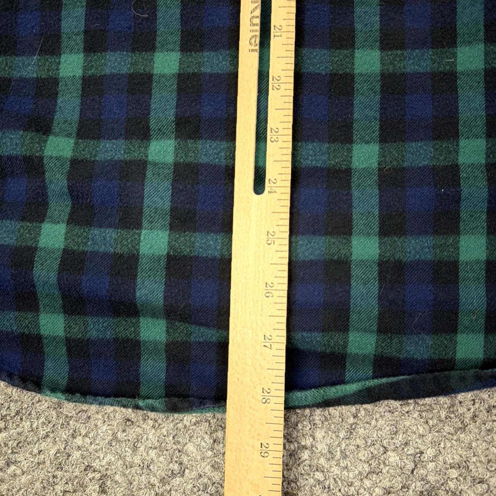 Lands' End Lands' End Shirt Mens Medium Blue Green Plaid Flannel Button-Down Long Sleeve Cotton with Pockets - Classic Fit Mens Size US M / EU 48-50 / 2 - 7 Thumbnail