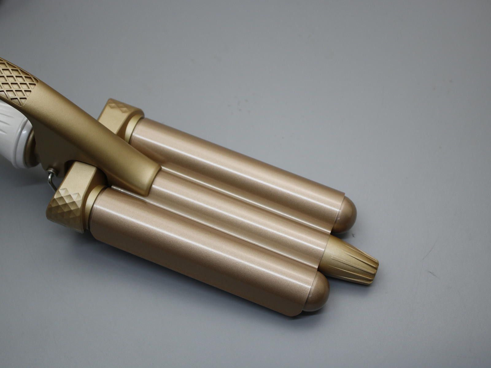 Other Beauty Works Professional Triple Barrel Hair Curling Iron Size ONE SIZE - 6 Thumbnail