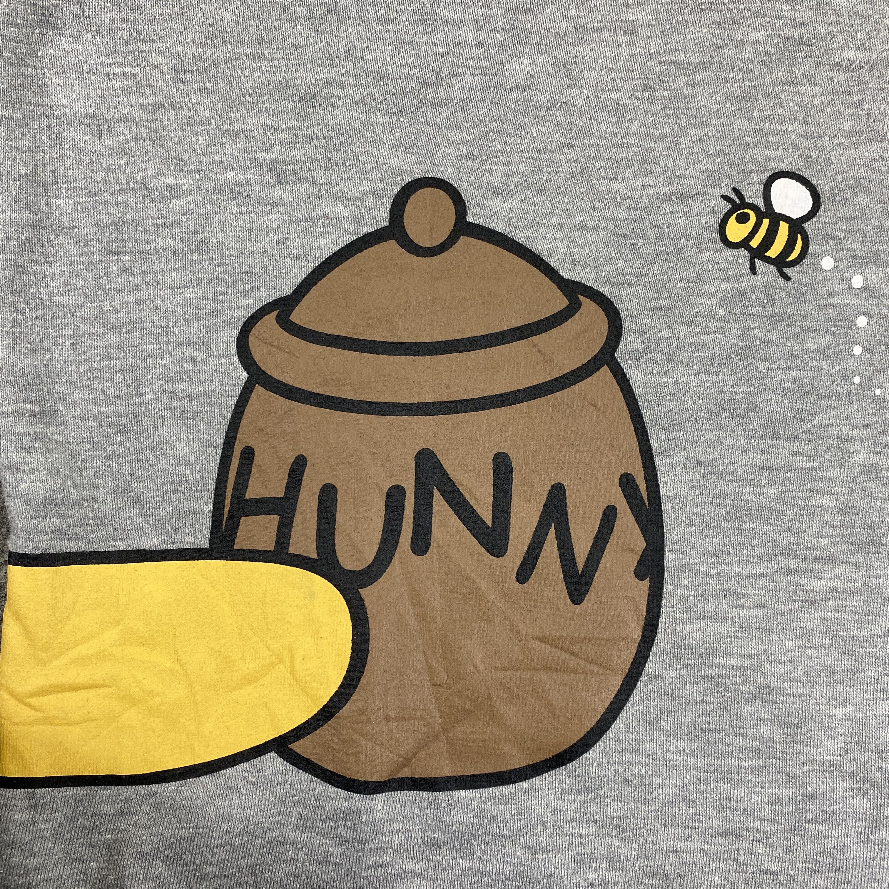 Japanese Brand Vintage Disney Pooh Big Design Hoodie - SW051 Size US S / EU 44-46 / 1 - 10 Thumbnail
