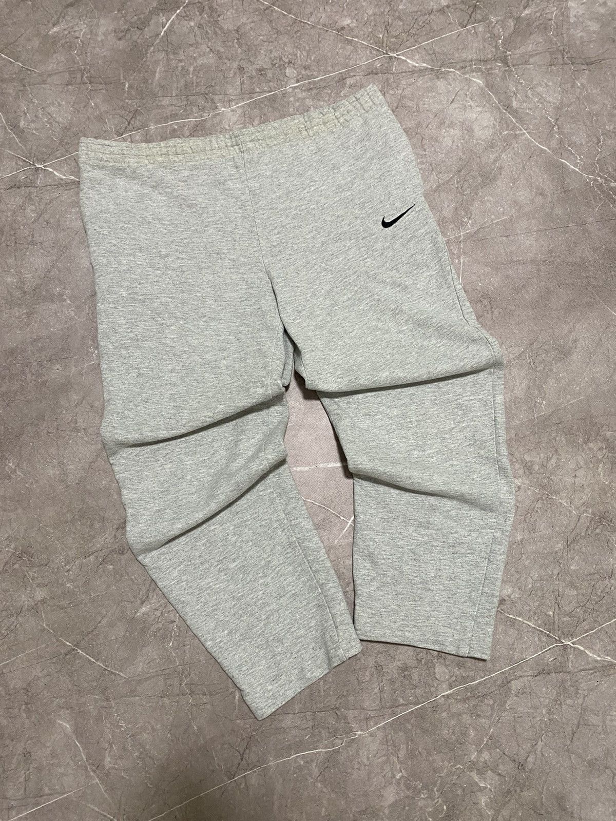 Nike Vintage 90s Nike Sweatpants Joggers Mini Logo Y2K Retro Hype Size US 33 - 1 Thumbnail