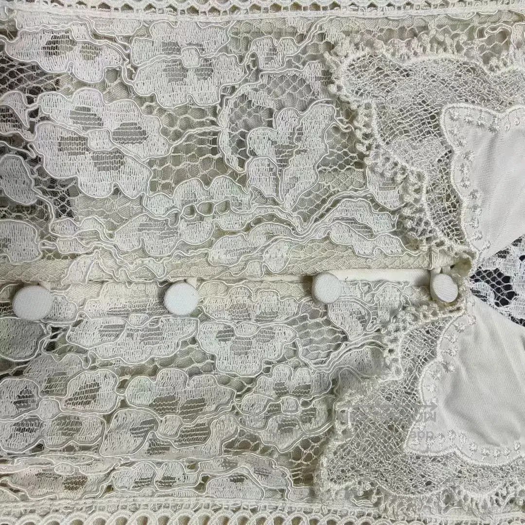 Self-Portrait Self-portrait White Lace V-neck Short-sleeve Dress. Size M / US 6-8 / IT 42-44 - 5 Thumbnail