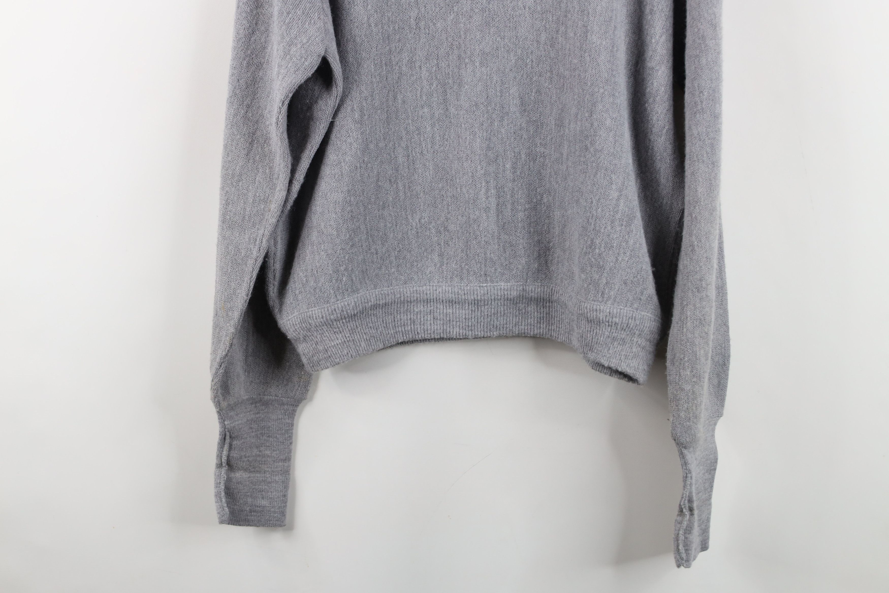 Lacoste Vintage 80s Izod Lacoste Croc Logo Knit V-Neck Sweater USA Size US M / EU 48-50 / 2 - 13 Thumbnail