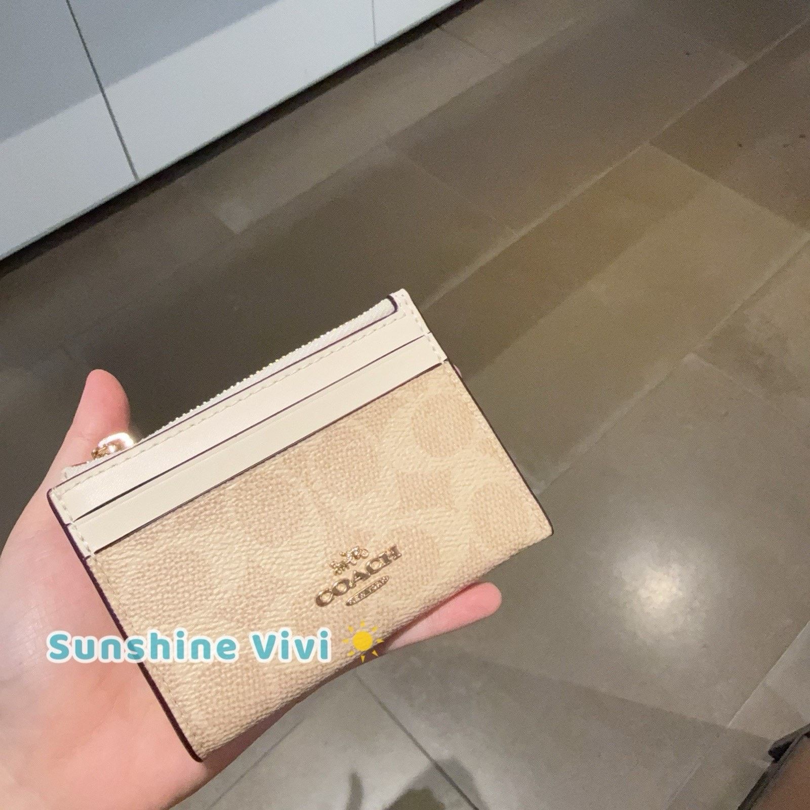 Coach NWT Coach Mini Skinny ID Case CW870 Canvas Sand/Chalk Size ONE SIZE - 1 Thumbnail