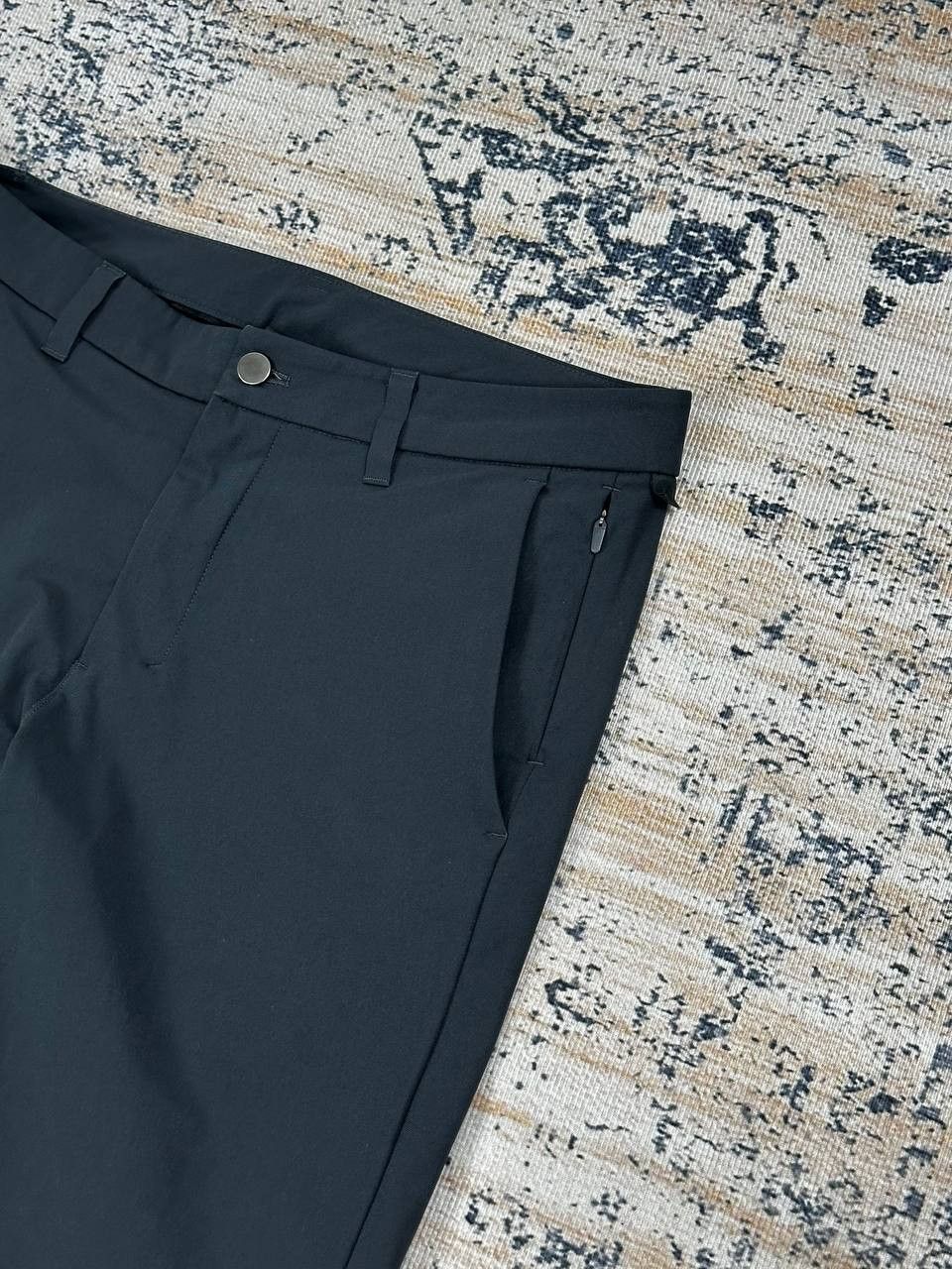 Lululemon Lululemon Tech Sport Chino Pants Size 33 Size US 33 - 5 Thumbnail