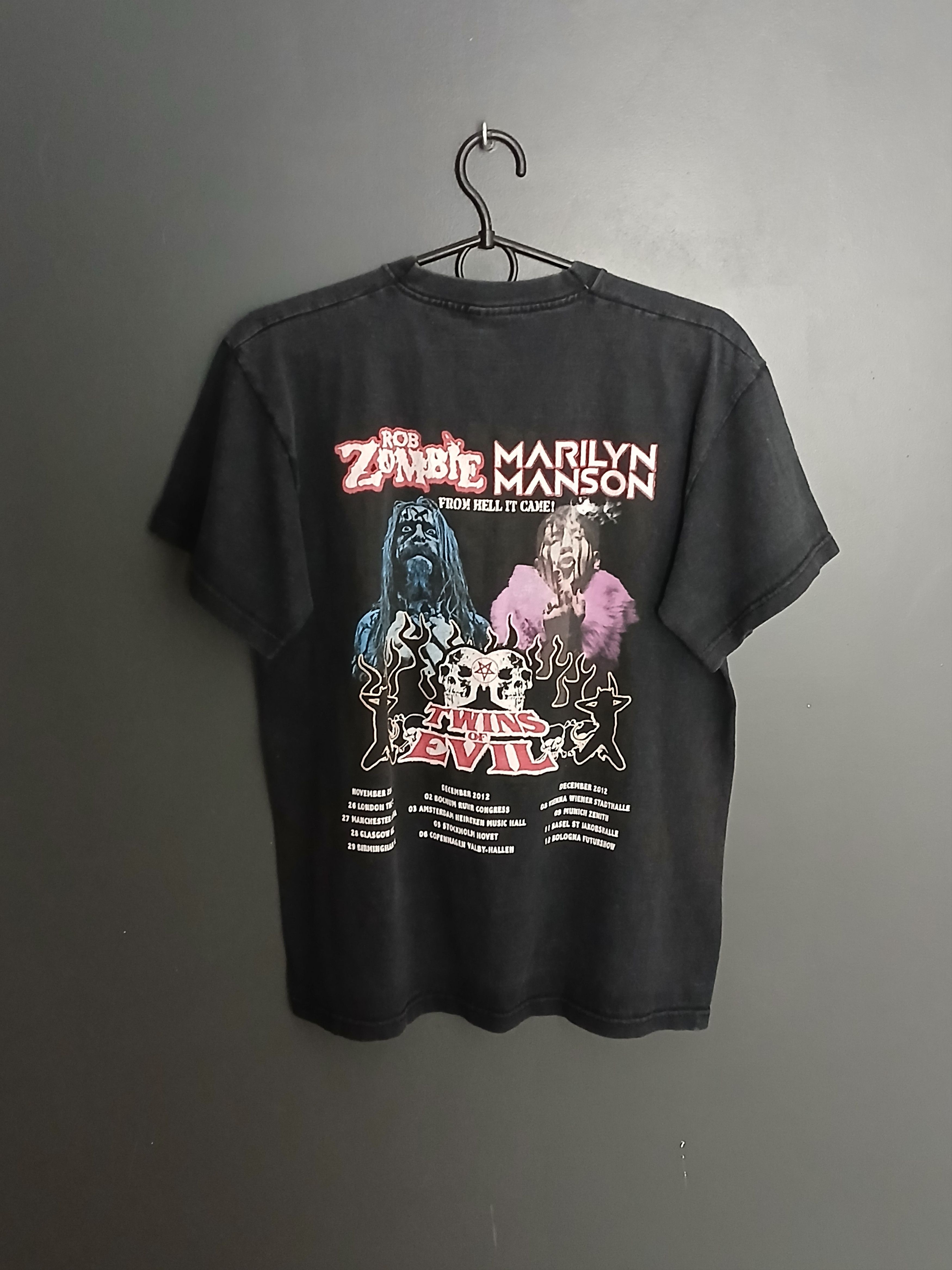Band Tees × Marilyn Manson 2012 Twins Of Evil Marilyn Manson Rob Zombie T-Shirt Size US M / EU 48-50 / 2 - 1 Thumbnail