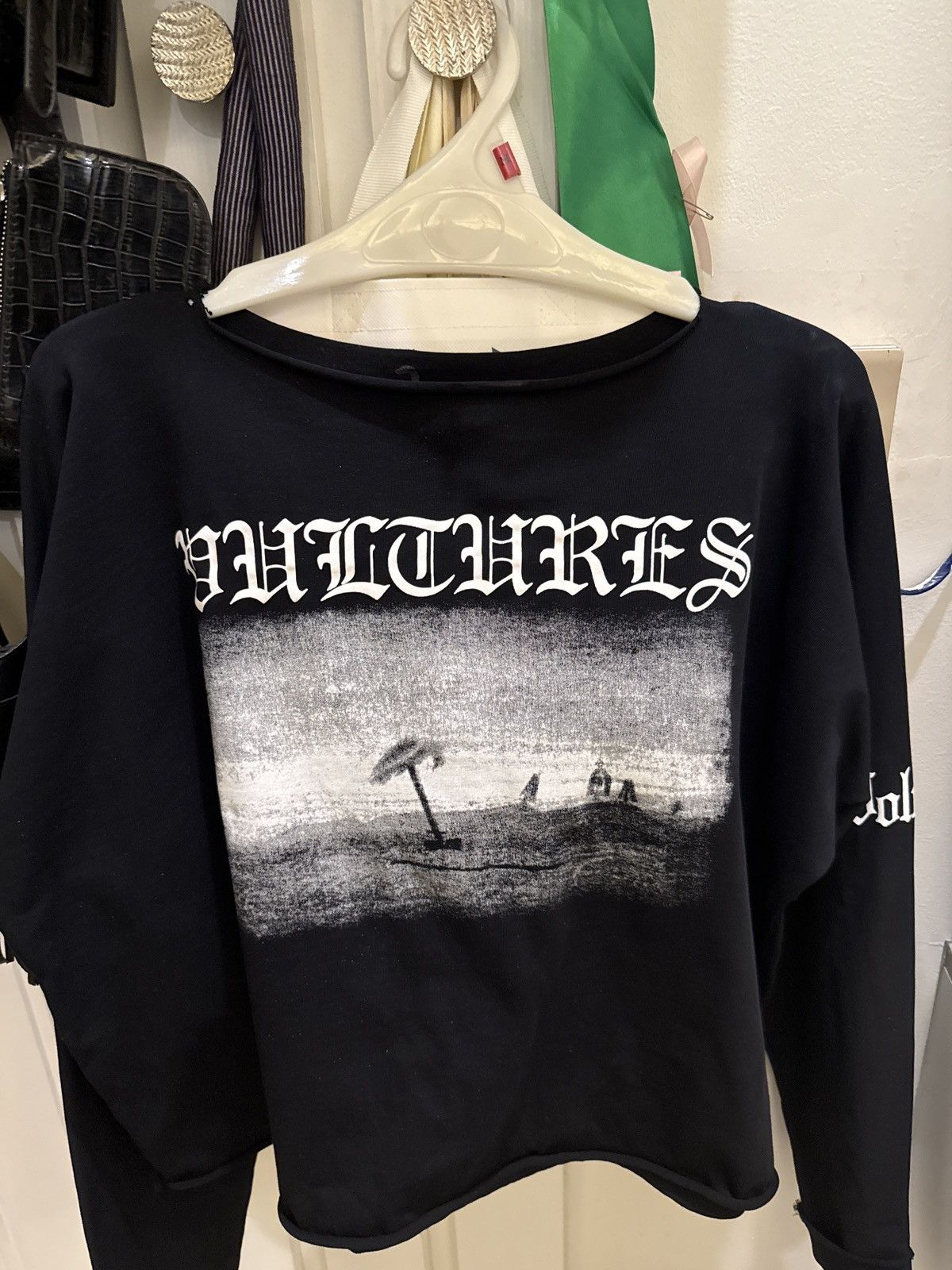 Vultures Kanye long sleeve limited edition