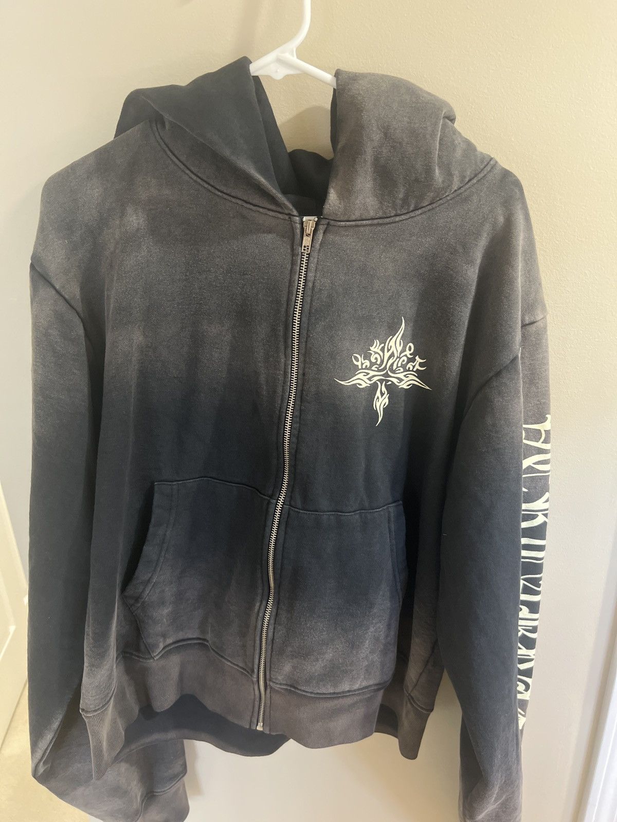 Vertabrae Vertabrae Zip-up Tattoo hoodie | Grailed