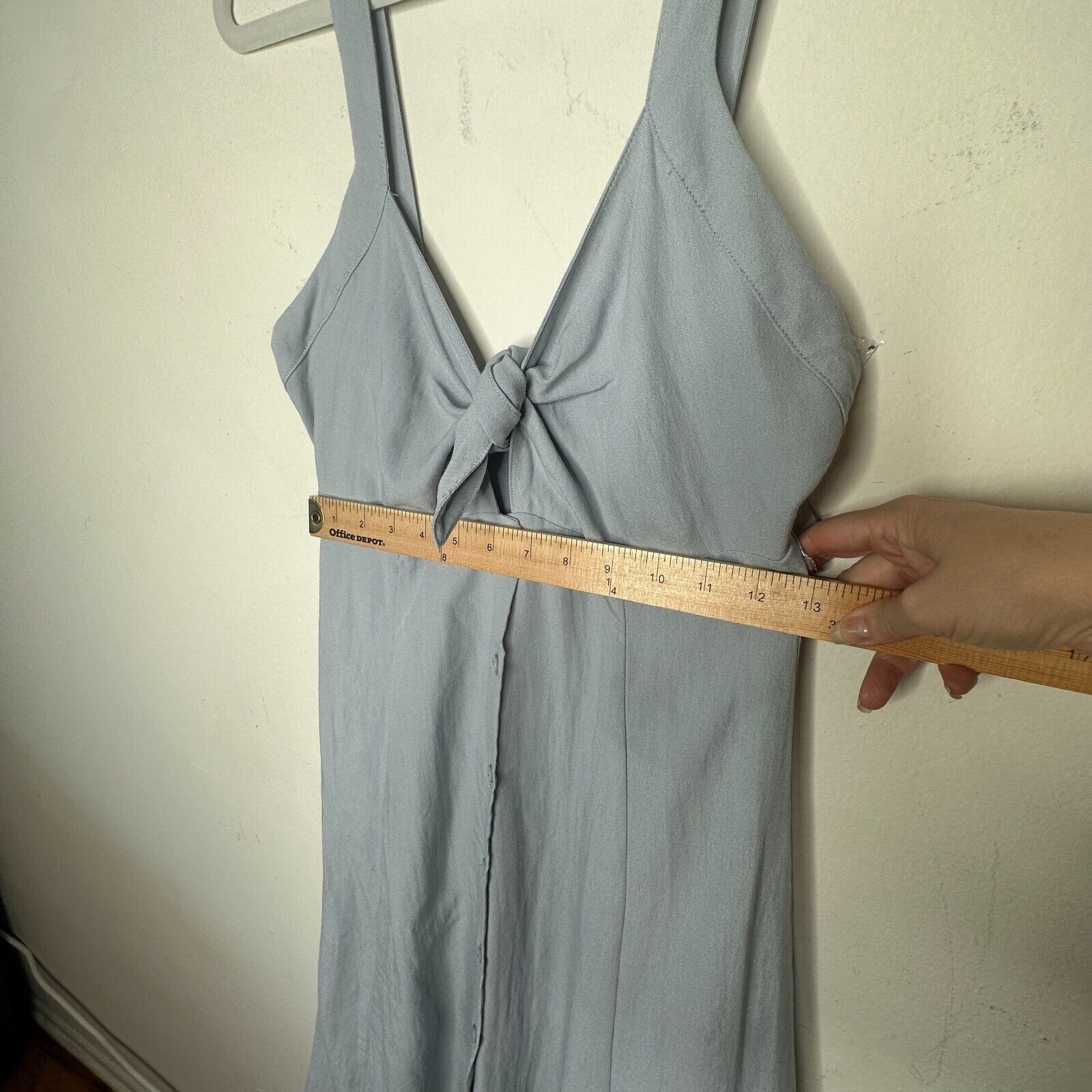ASTR The Label ASTR The Label Light Blue Denim Linen Tie Front Midi Dress M Size M / US 6-8 / IT 42-44 - 13 Thumbnail