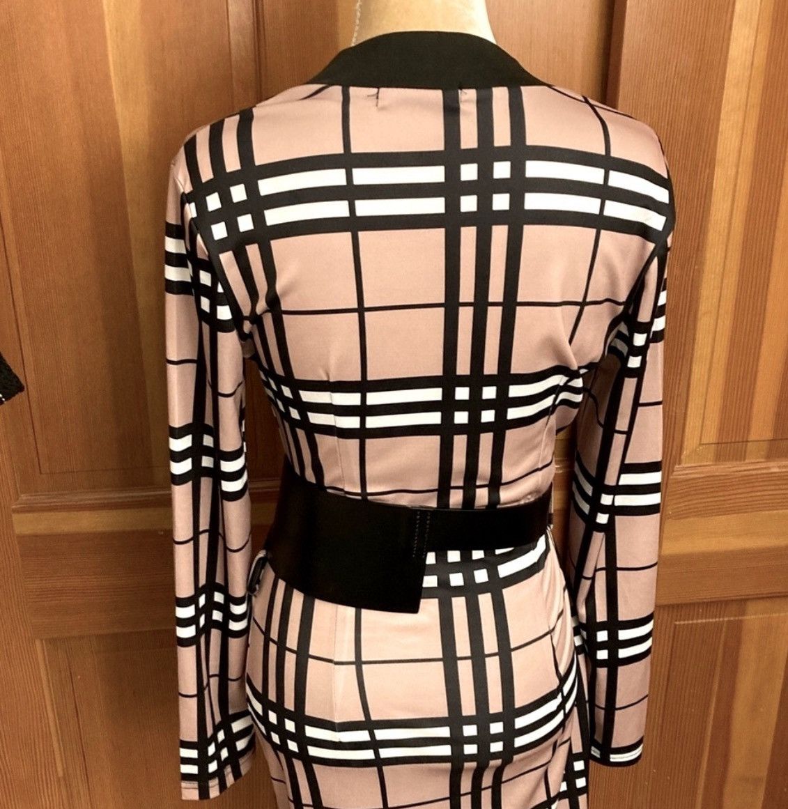 Designer NWT, Lavishly Paris Belted Fall Season Plaid Design Dress Size M / US 6-8 / IT 42-44 - 12 Thumbnail