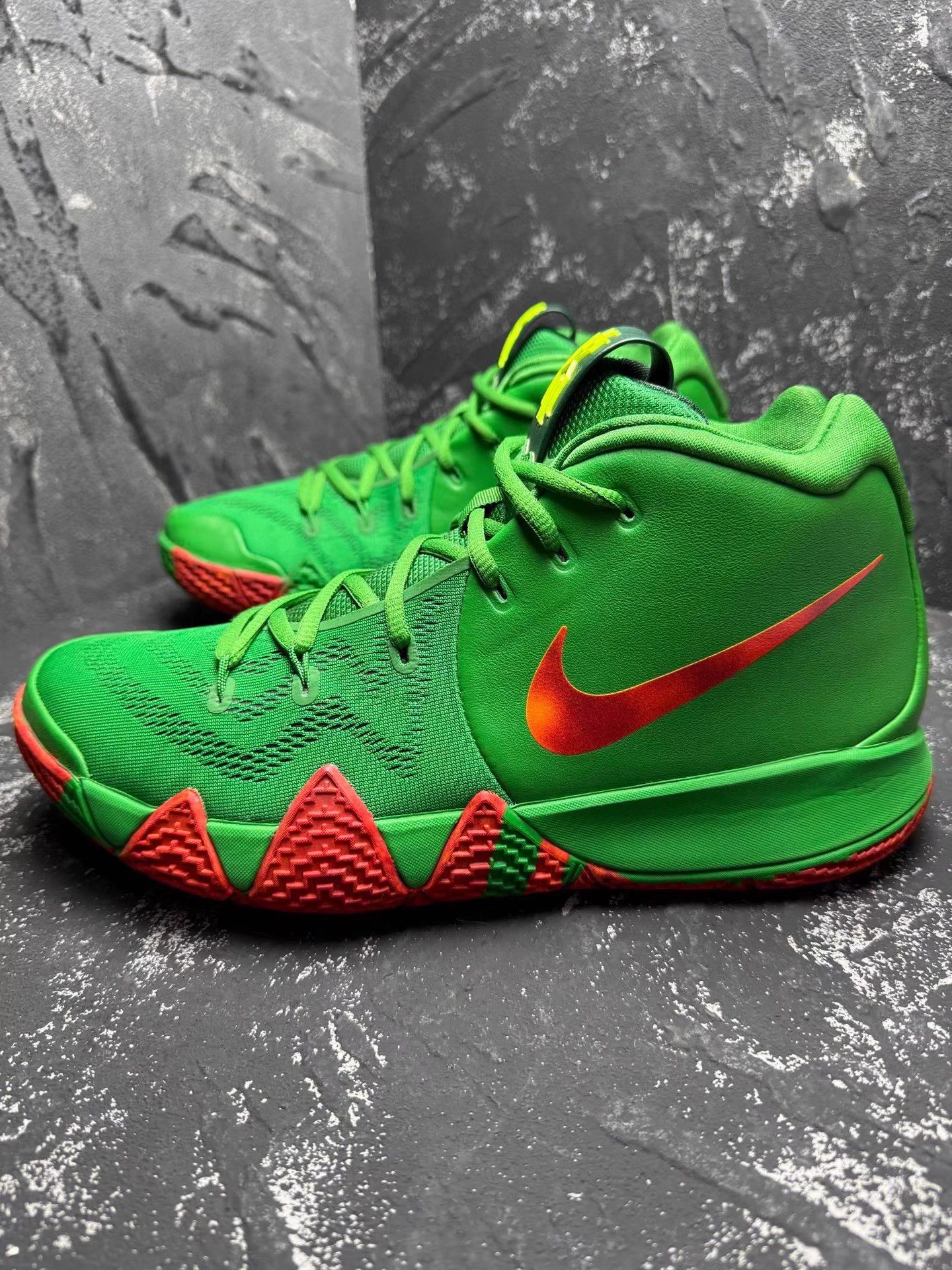 Nike Nike Kyrie 4 PE "Fall Leaf Green" Q10 Size US 10 / EU 43 - 7 Thumbnail