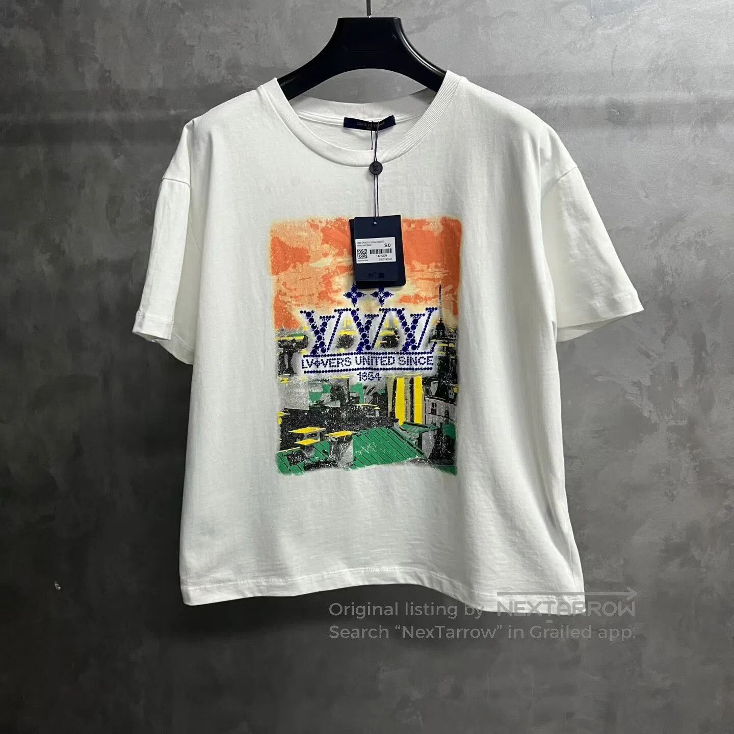 Louis Vuitton Louis Vuitton Solid-colored round-neck printed pattern sho Size US S / EU 44-46 / 1 - 1 Thumbnail