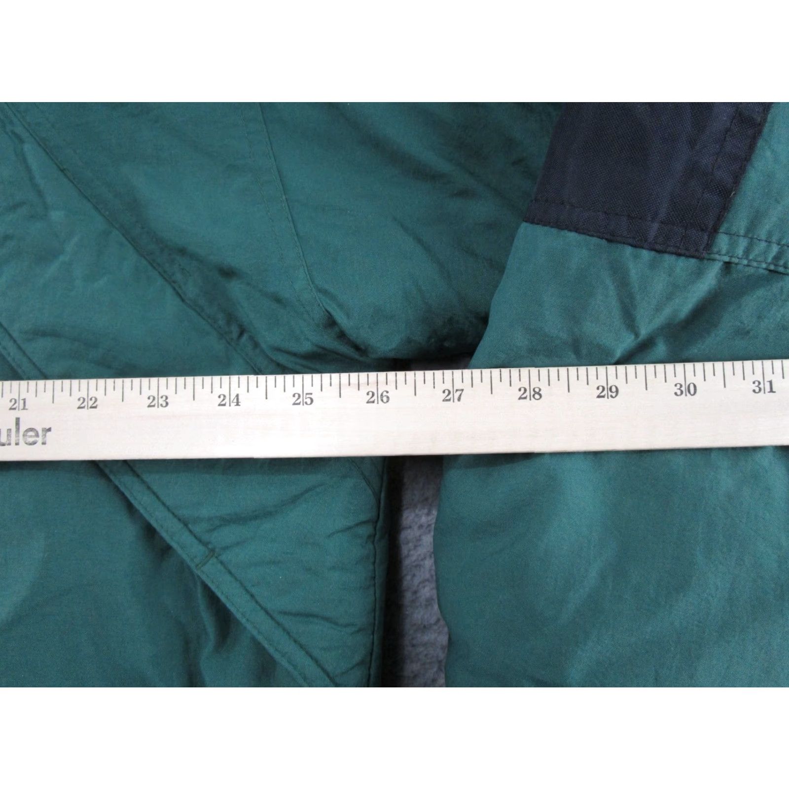 Starter VINTAGE Starter Pro Line Puffer Jacket Green Bay Packers NFL Size L Men Jackets Winter Green Quilted Logo Zip Down Filled Nylon Racing Football Gifts Size US L / EU 52-54 / 3 - 7 Thumbnail