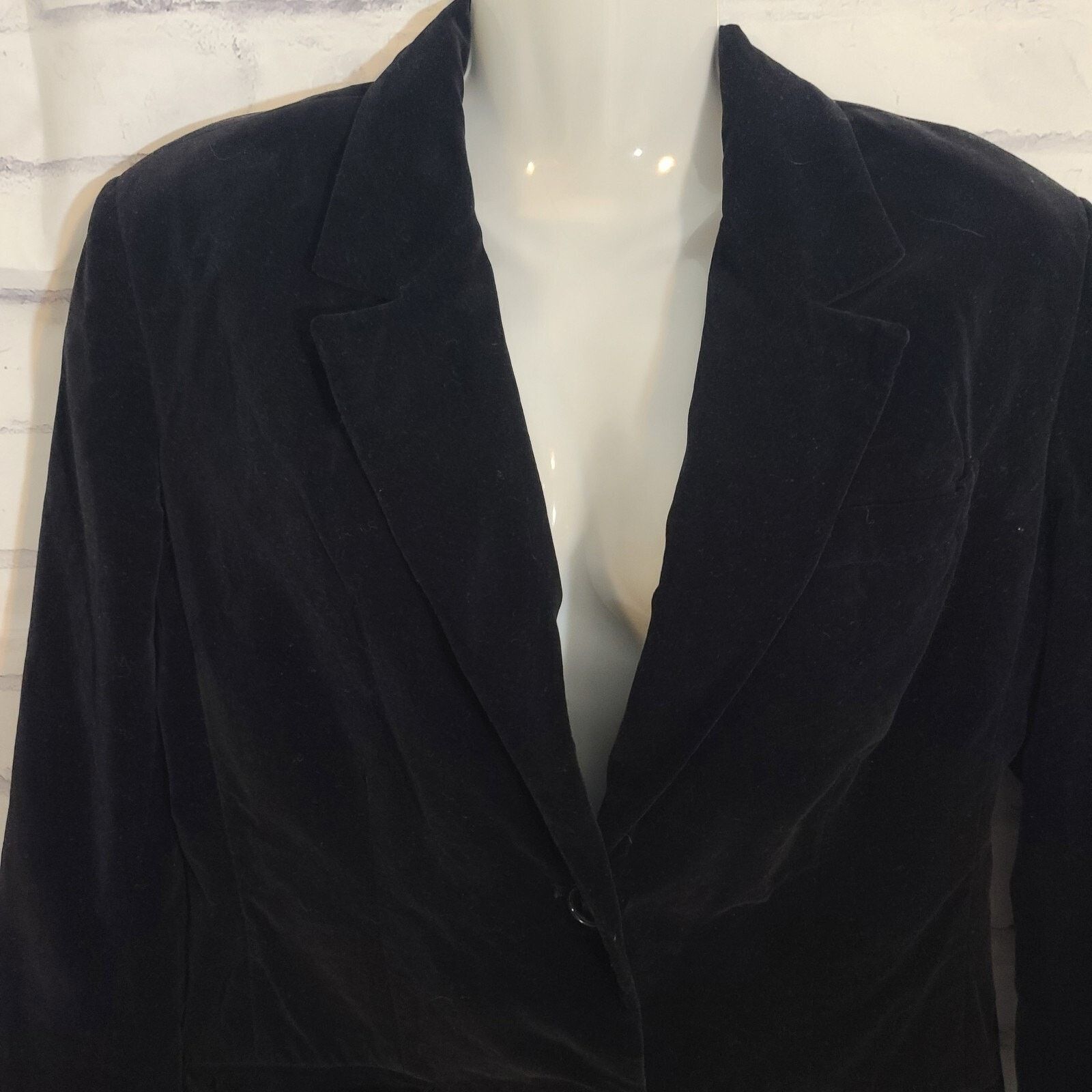 Other Vintage Women's Black Velvet Blazer, Small Size S / US 4 / IT 40 - 3 Thumbnail
