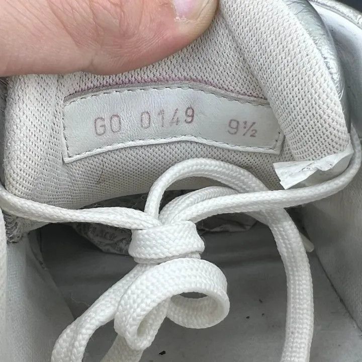 Louis Vuitton Louis Vuitton Metallic Low-Top Sneakers for Men -2508 Size US 10.5 / EU 43-44 - 4 Thumbnail