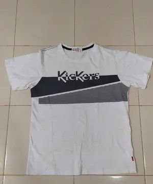 Grailed Kickers Logo Graphic T-Shirt (Size 14-15Y) Size US S / EU 44-46 / 1 - 2 Thumbnail