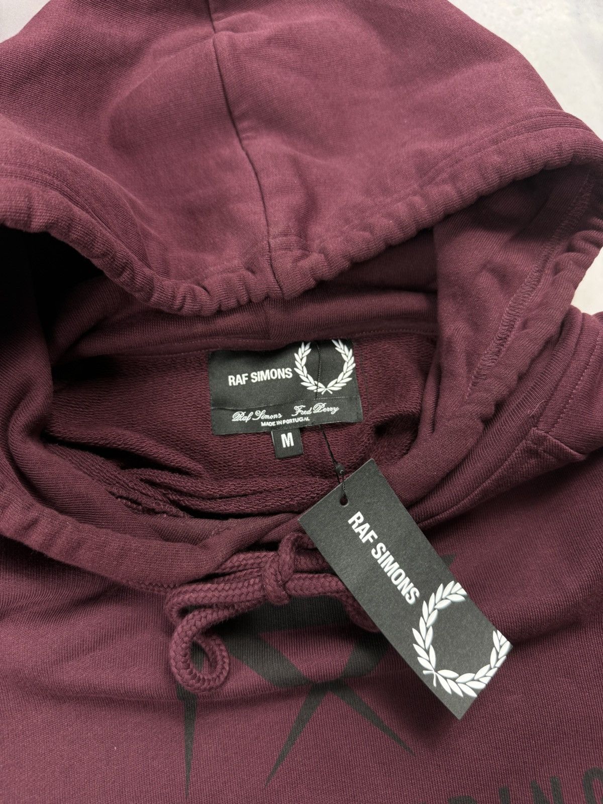 Raf Simons RAF SIMONS x Fred Perry hoodie in burgundy Size US M / EU 48-50 / 2 - 7 Thumbnail
